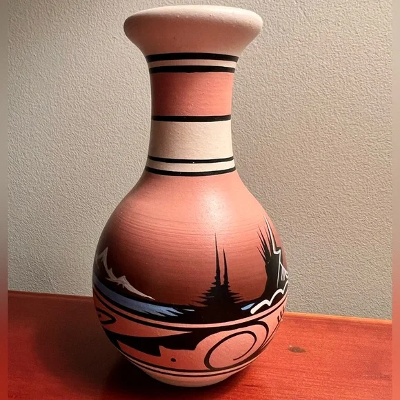 Cedar Mesa Signed hand-painted Pottery Bud Vase Desert Rainbow End of the trail - Picture 2 of 10